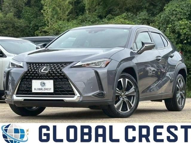 TOYOTA / LEXUS UX200