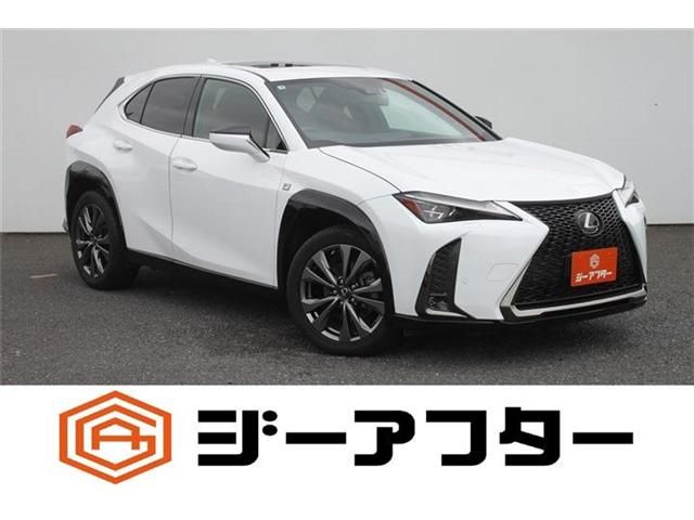 TOYOTA / LEXUS UX200