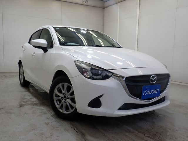 MAZDA / DEMIO