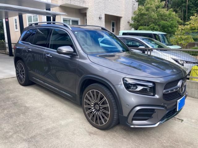 MERCEDES BENZ / MERCEDES BENZ GLB