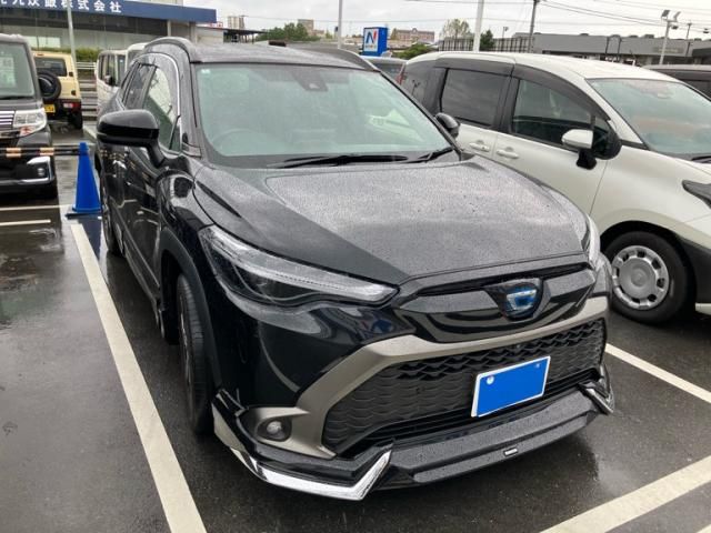 TOYOTA / COROLLA CROSS HYBRID