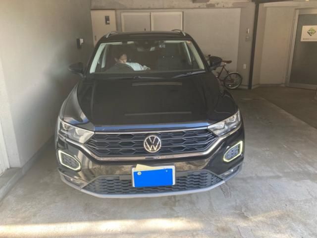 Japanese used car Ref# 1711618 VOLKSWAGEN / VOLKSWAGEN T-Roc