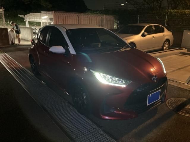 TOYOTA / YARIS HYBRID