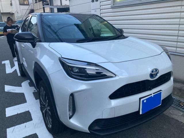 TOYOTA / YARIS CROSS HYBRID