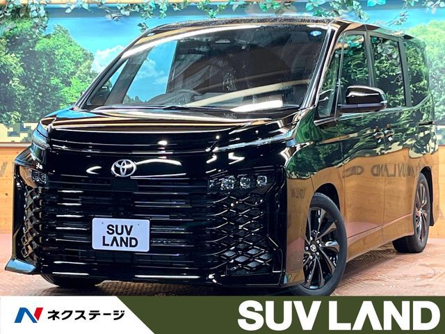 TOYOTA / VOXY HYBRID