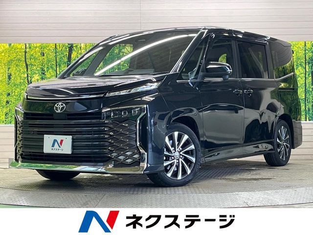TOYOTA / VOXY