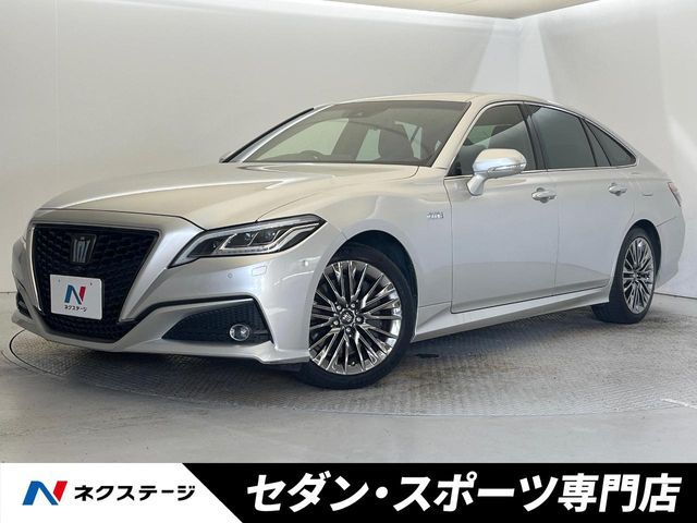 TOYOTA / CROWN sedan hybrid