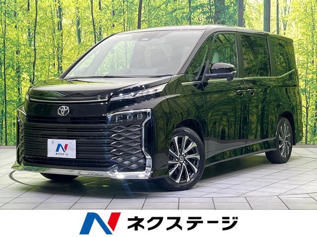 TOYOTA / VOXY