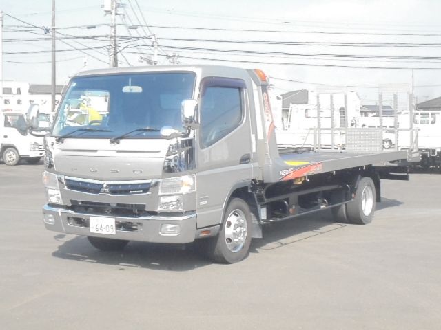 Japanese used car Ref# 1712386 MITSUBISHI / CANTER