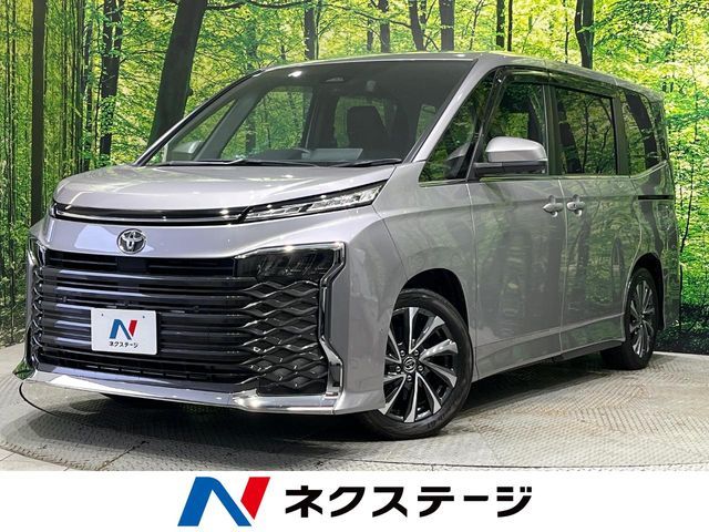 TOYOTA / VOXY