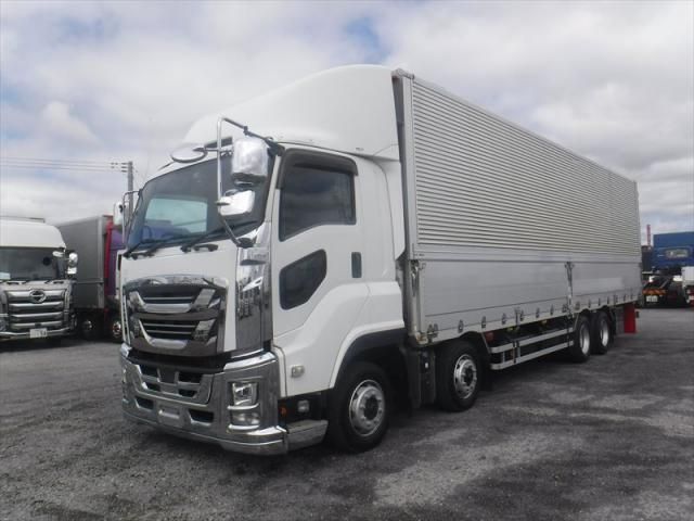 ISUZU / GIGA