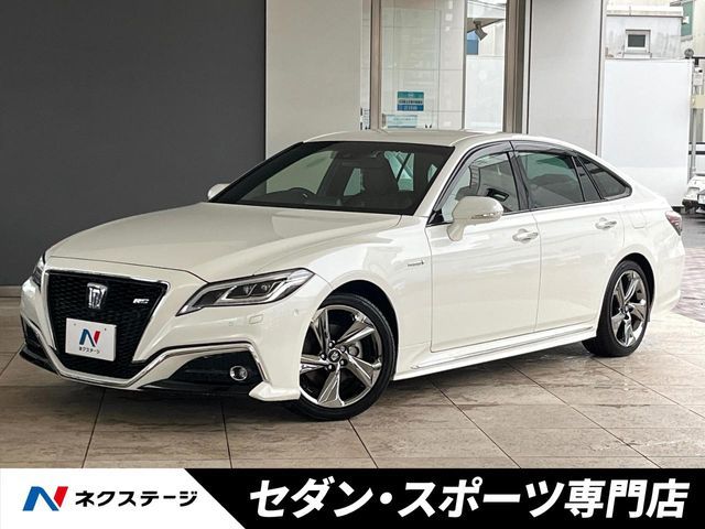 TOYOTA / CROWN sedan hybrid