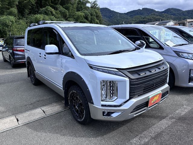 MITSUBISHI / DELICA D:5 4WD
