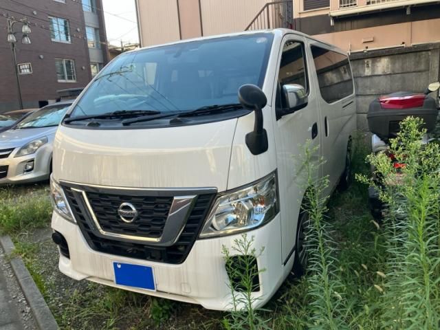 Japanese used car Ref# 1712898 NISSAN / CARAVAN van 2WD