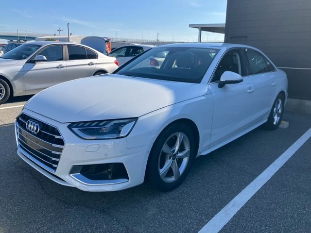 AUDI / AUDI A4