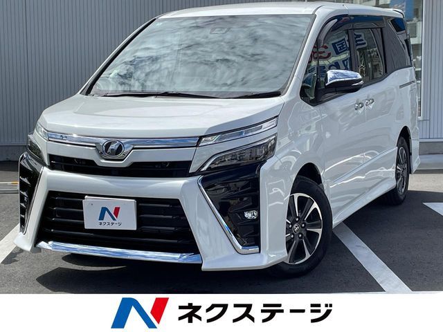 TOYOTA / VOXY