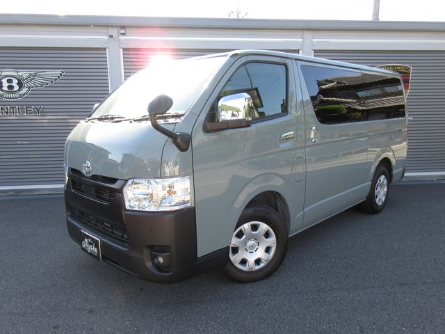 TOYOTA / HIACE van 2WD
