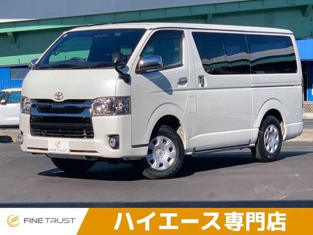 TOYOTA / HIACE van 4WD