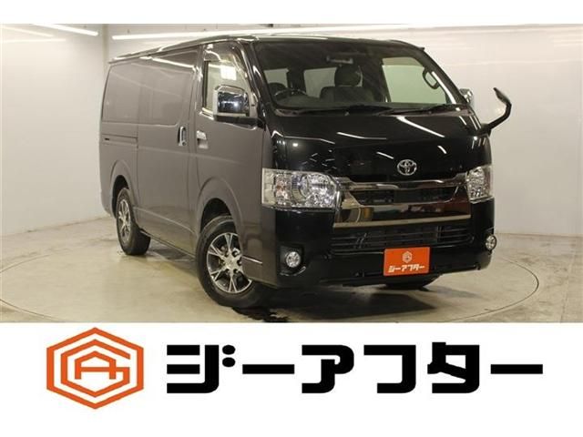 TOYOTA / ハイエース