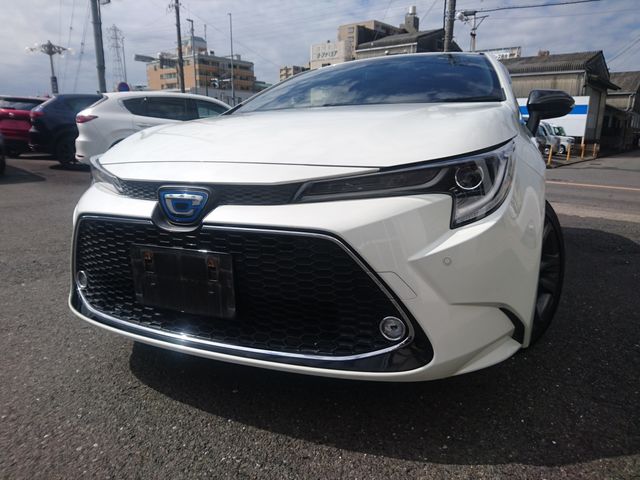 TOYOTA / COROLLA TOURING HYBRID