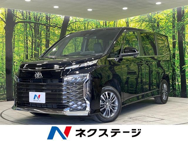 TOYOTA / VOXY 4WD