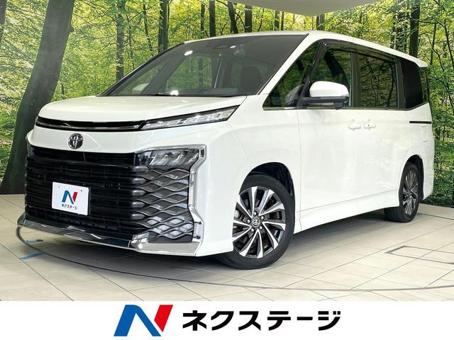 TOYOTA / VOXY