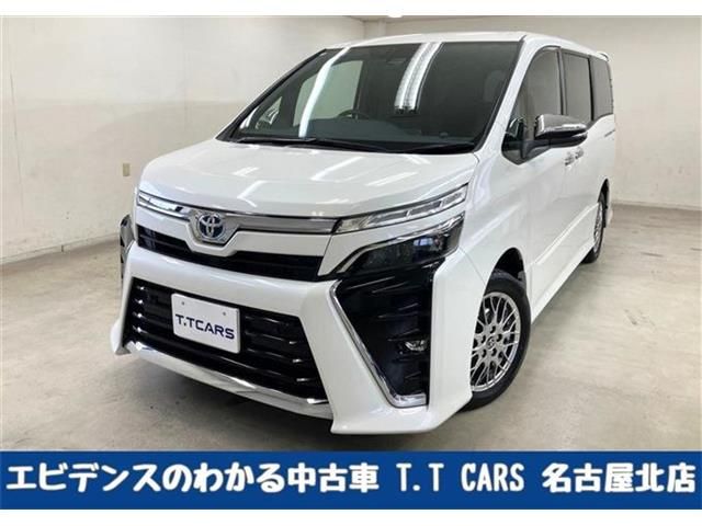 TOYOTA / VOXY HYBRID