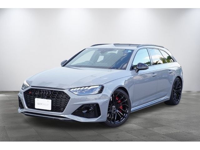 AUDI / AUDI RS4 AVANT