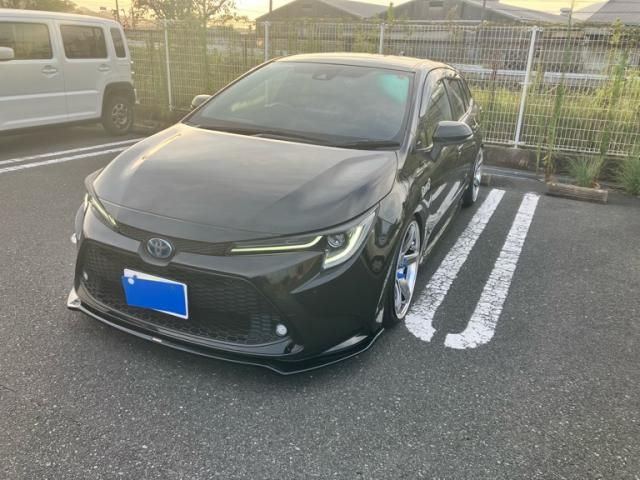 TOYOTA / COROLLA TOURING HYBRID