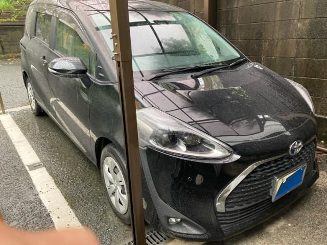 TOYOTA / SIENTA HYBRID