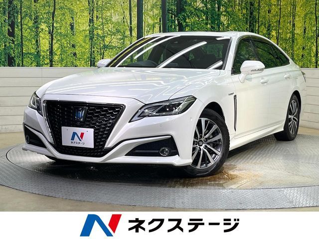 TOYOTA / CROWN sedan hybrid
