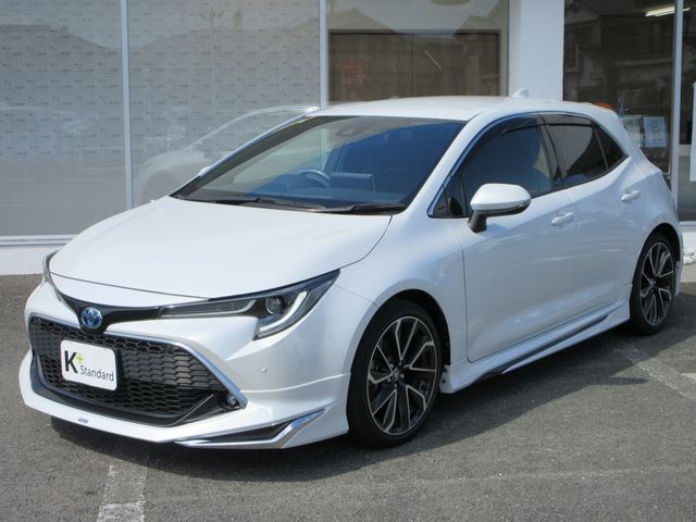 TOYOTA / COROLLA SPORT HYBRID