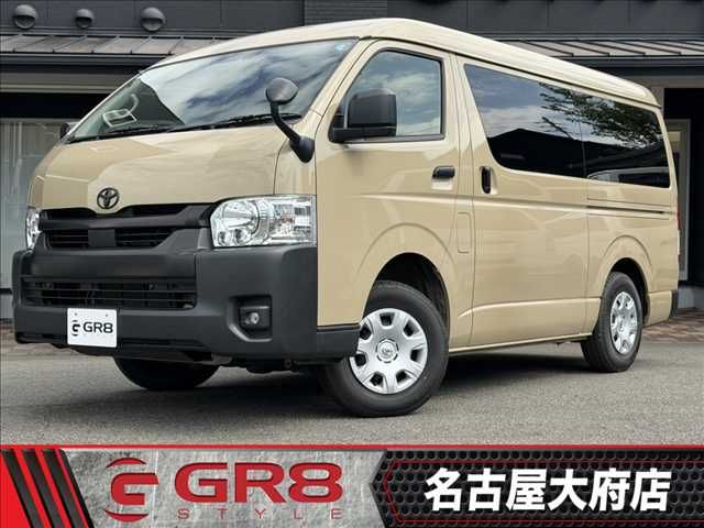 TOYOTA / HIACE van 4WD