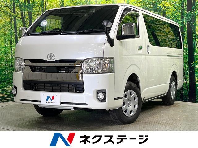 TOYOTA / HIACE van 4WD