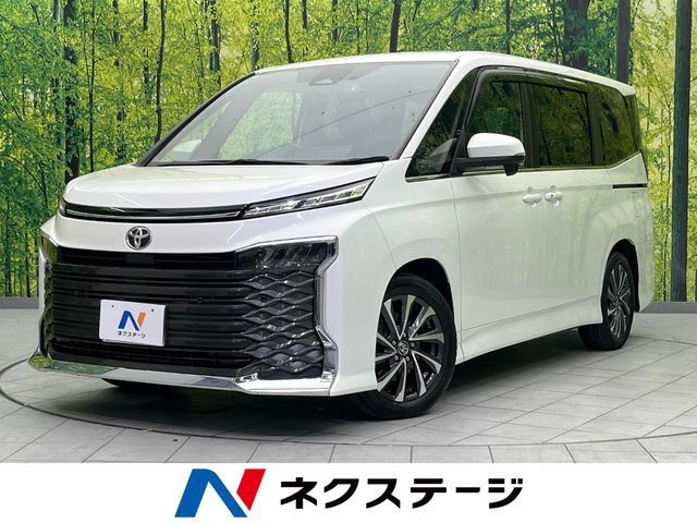 TOYOTA / VOXY