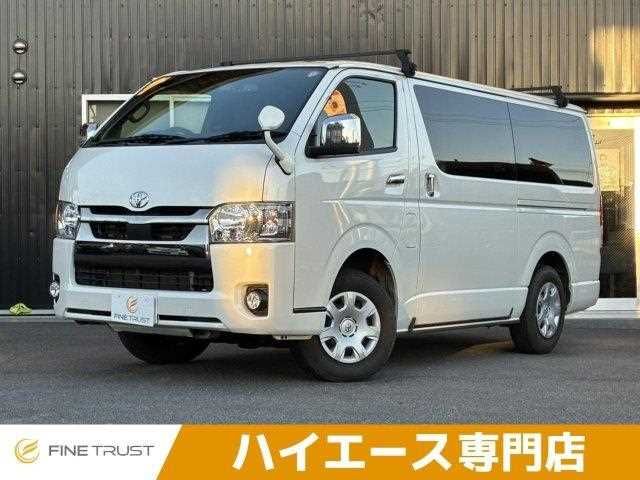TOYOTA / HIACE van 4WD