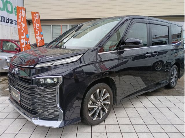 TOYOTA / VOXY