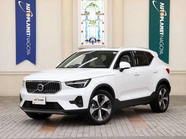 VOLVO / VOLVO XC40