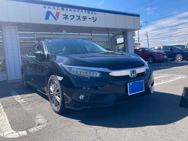 HONDA / CIVIC sedan