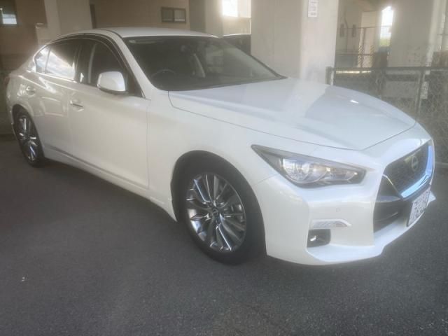 Japanese used car Ref# 1714947 NISSAN / SKYLINE
