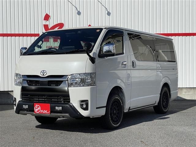 TOYOTA / ハイエース