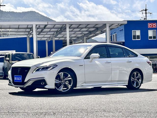 TOYOTA / CROWN sedan hybrid