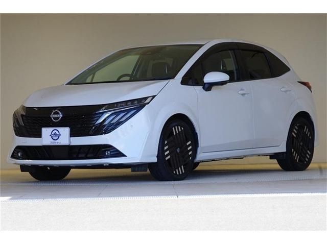 NISSAN / AURA
