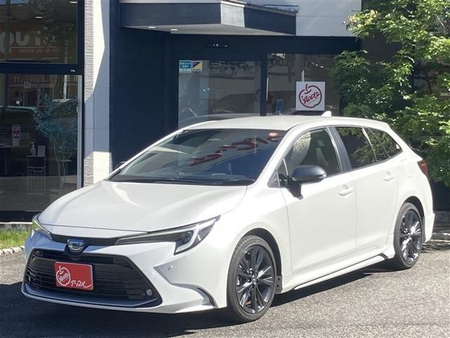 TOYOTA / COROLLA TOURING HYBRID