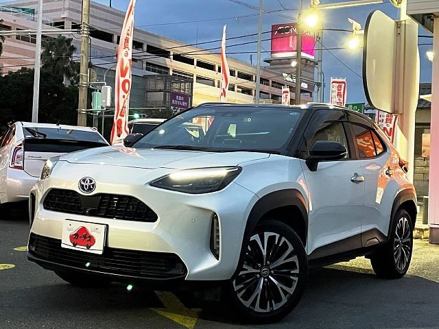 TOYOTA / YARIS CROSS HYBRID