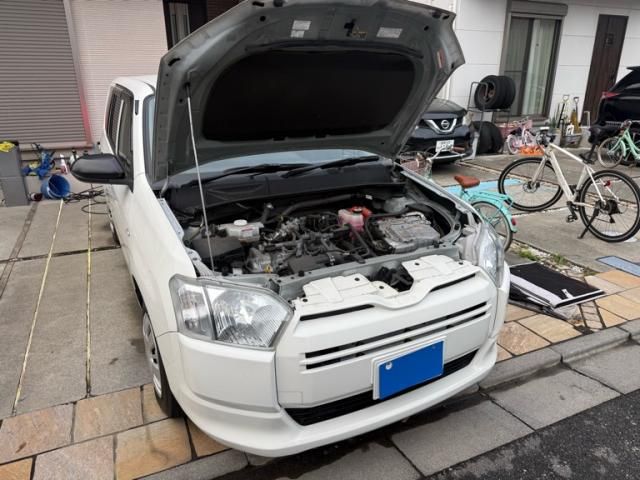 TOYOTA / PROBOX van HYBRID