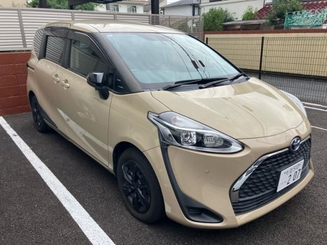 TOYOTA / SIENTA HYBRID