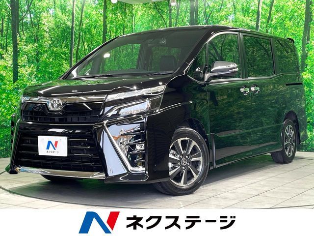 TOYOTA / VOXY