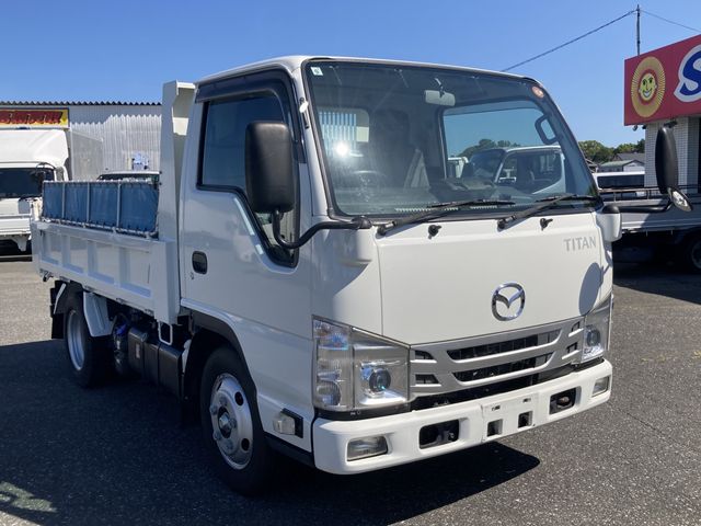 Japanese used car Ref# 1715726 MAZDA / TITAN