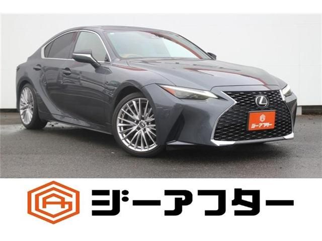 TOYOTA / LEXUS IS300